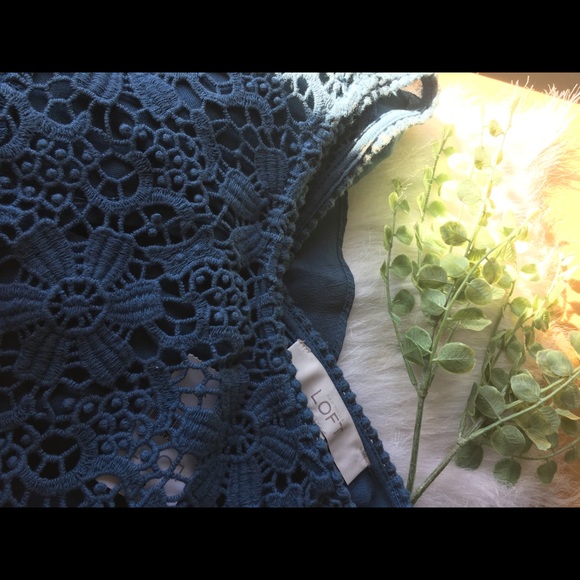 •4/$30• Loft Mixed Media Lace Yoke Top - Picture 3 of 7